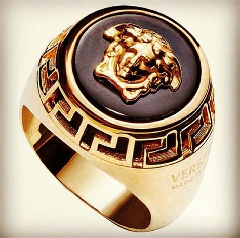 anillos de oro versace hombre|Versace Anillos Hombre .